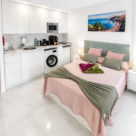 Americas Premium - 5 Min Walk To And 10 Min Walk To Siam Park Apartment *